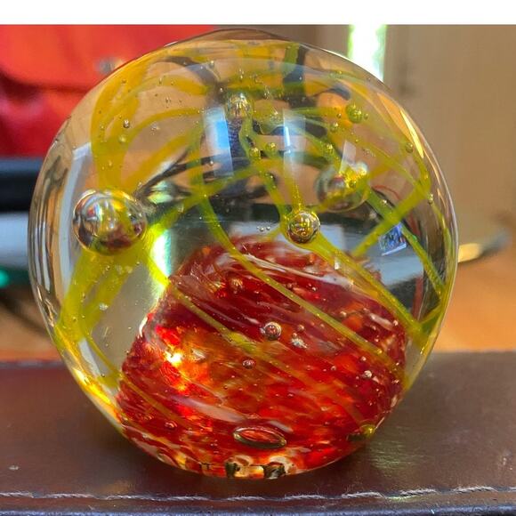 Vintage Glass Paperweight Handblown Art Glass Paperweight Yellow Red Swirls - Picture 4 of 6